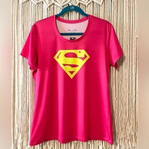 🌟Women’s SzXL Under Armour Hot Pink “Supergirl” Heat Gear Top EUC
